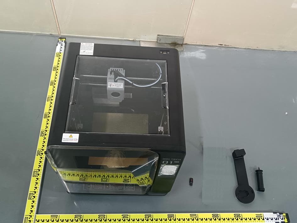 3D Printer - FCC ID 2A5FV-Q1PRO - ZHEJIANG QIDI TECHNOLOGY CO.,LTD (2)