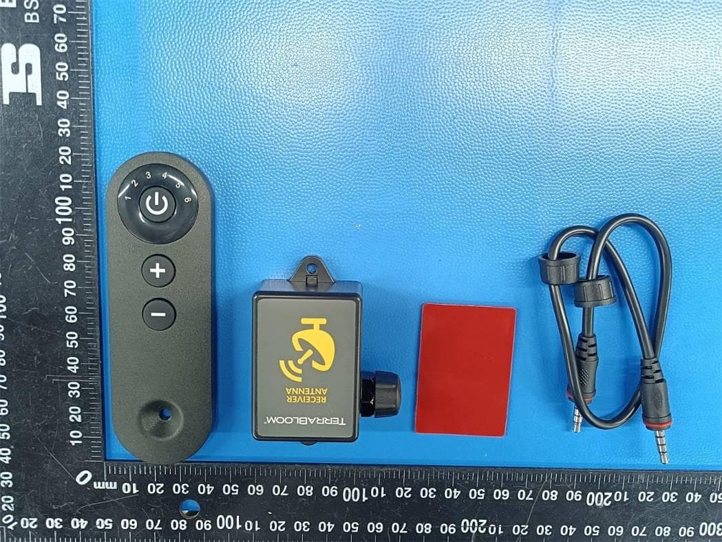 Wireless remote speed controller - FCC ID 2A5LJECMF-WR - TerraBloom LLC (2)