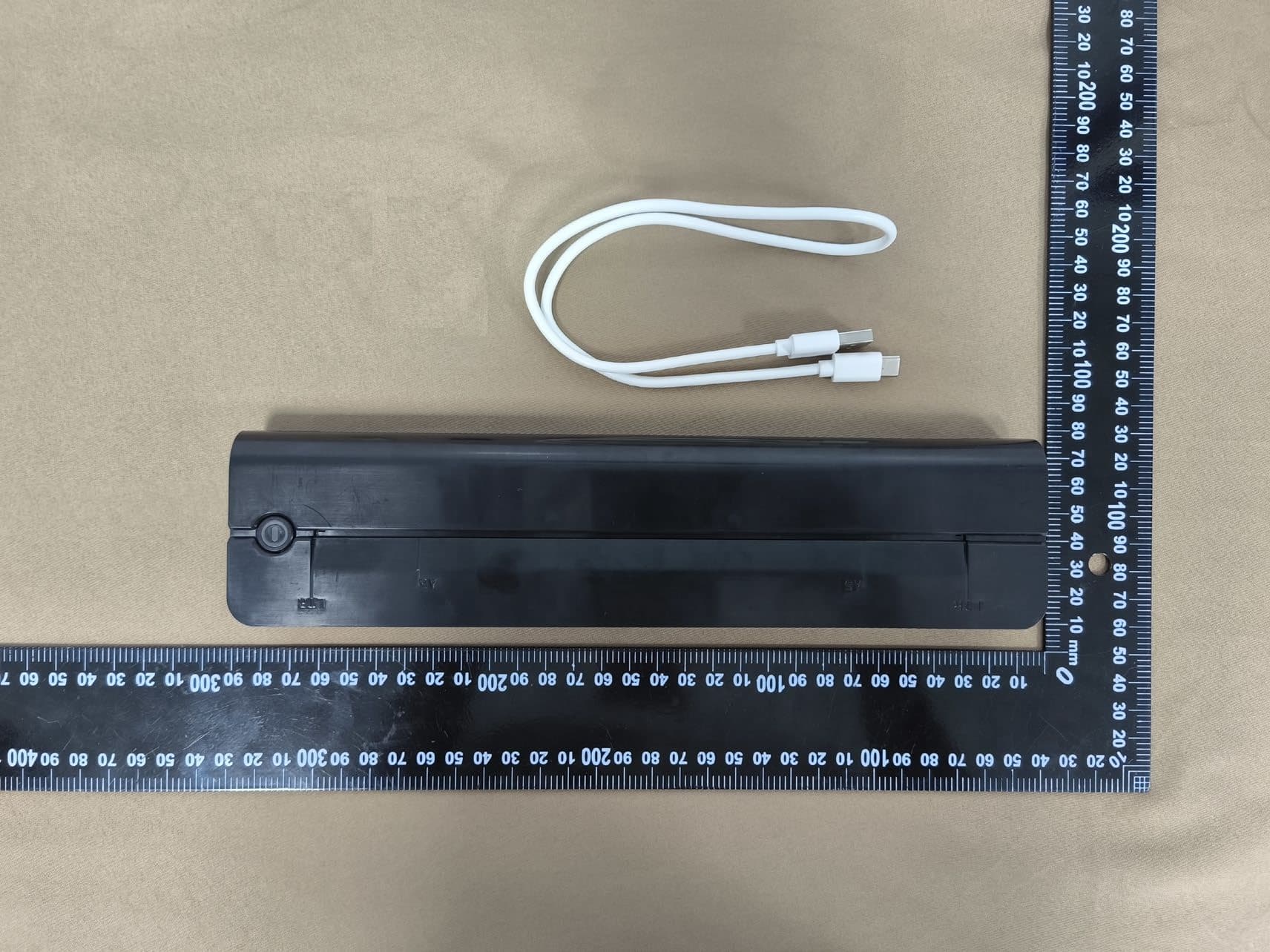 Portable thermal printer - FCC ID 2A5LY-ITP02 - Guangzhou Munbyn Information Technology Co.,Ltd. (2)