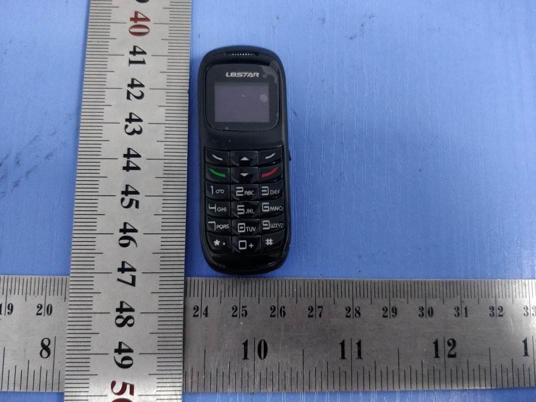 mobile phone - FCC ID 2A5M5-JW-BM70 - shenzhenshi jinwanyi maoyi youxiangongsi (2)