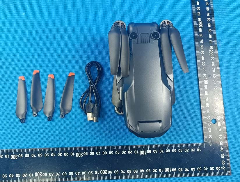 RC Quadcopter - FCC ID 2A5NM-X38 - CHENGHAI LISHI PLASTIC TOYS FACTORY (3)