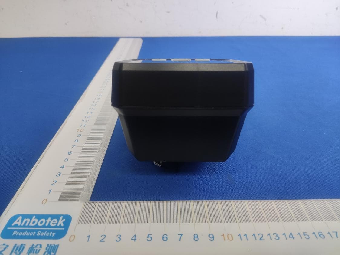 Thermal imaging camera - FCC ID 2A5Q7-XG100 - Wuhan Xinguan Instrument Co.,Ltd (4)