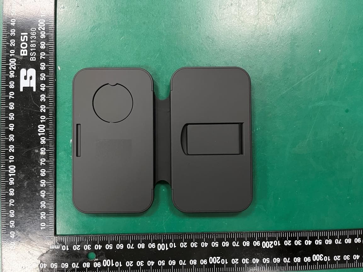 3 in 1 Magnetic Wireless Charger - FCC ID 2A5RCT616-F - Shenzhen Dsenbor Technology Co., Ltd. (5)