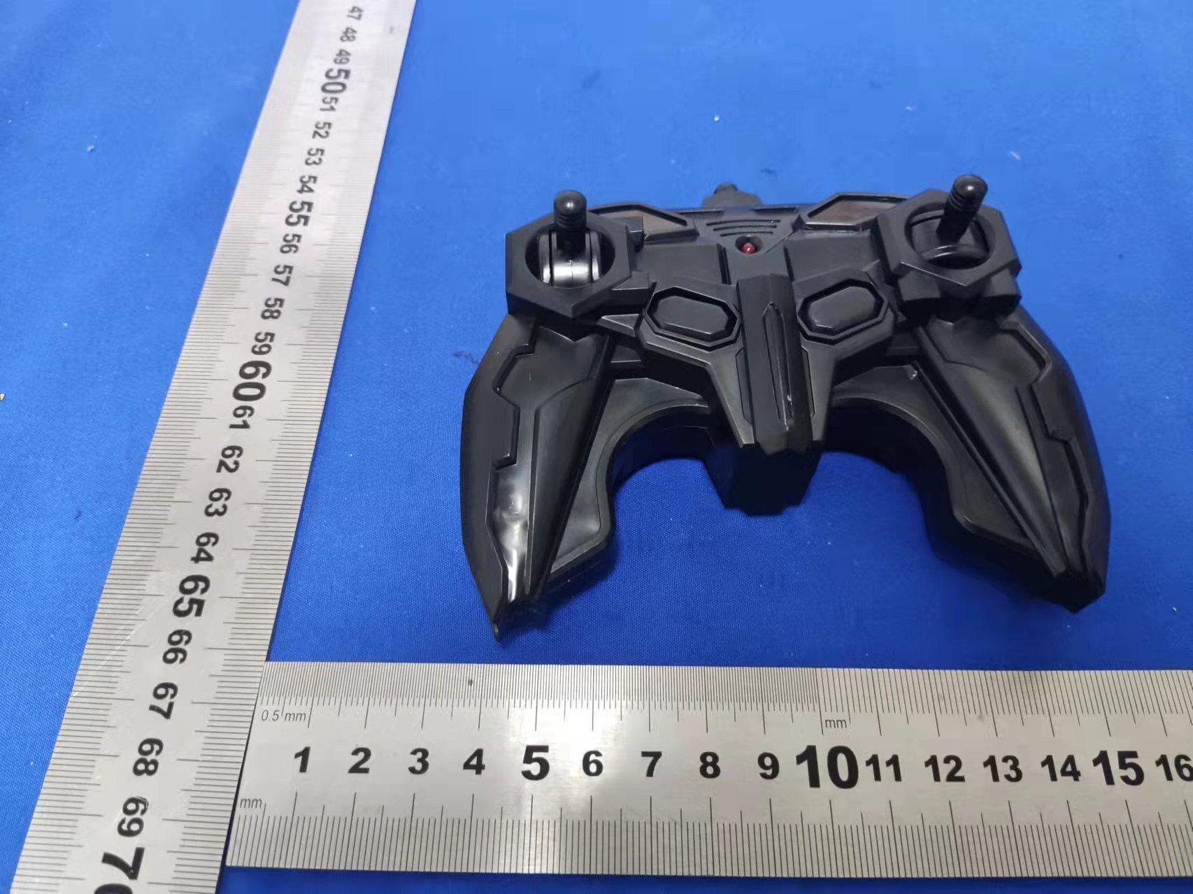 2555 remote control car - FCC ID 2A5T5-2555 - Shenzhen Stoga Technology CO., Ltd