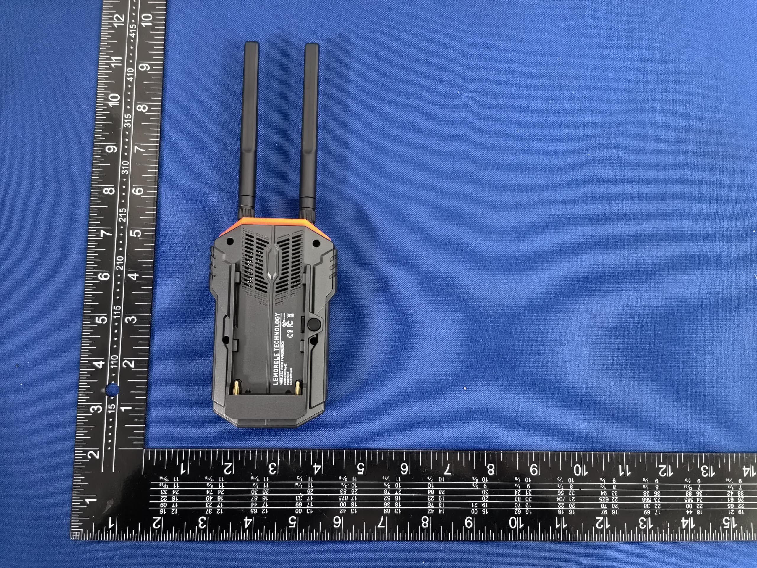 Wireless screen projector - FCC ID 2A5TQ-R100 - SHENZHEN SAGE IOT TECHNOLOGY CO.,LTD