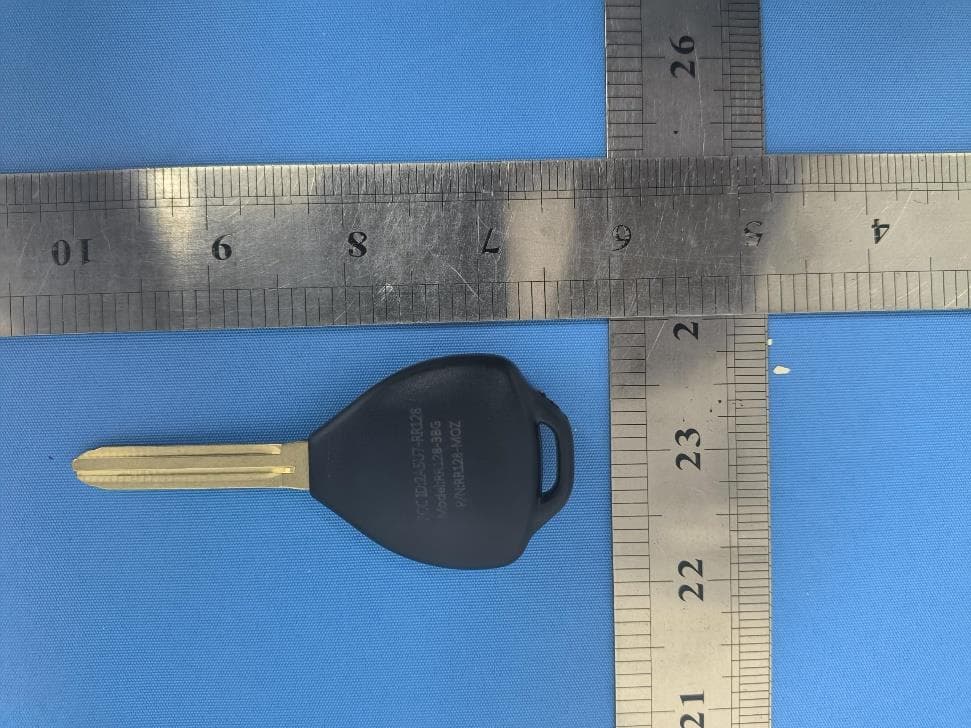 Remote Control - FCC ID 2A5U7-RR128 - 1320 International, LLC