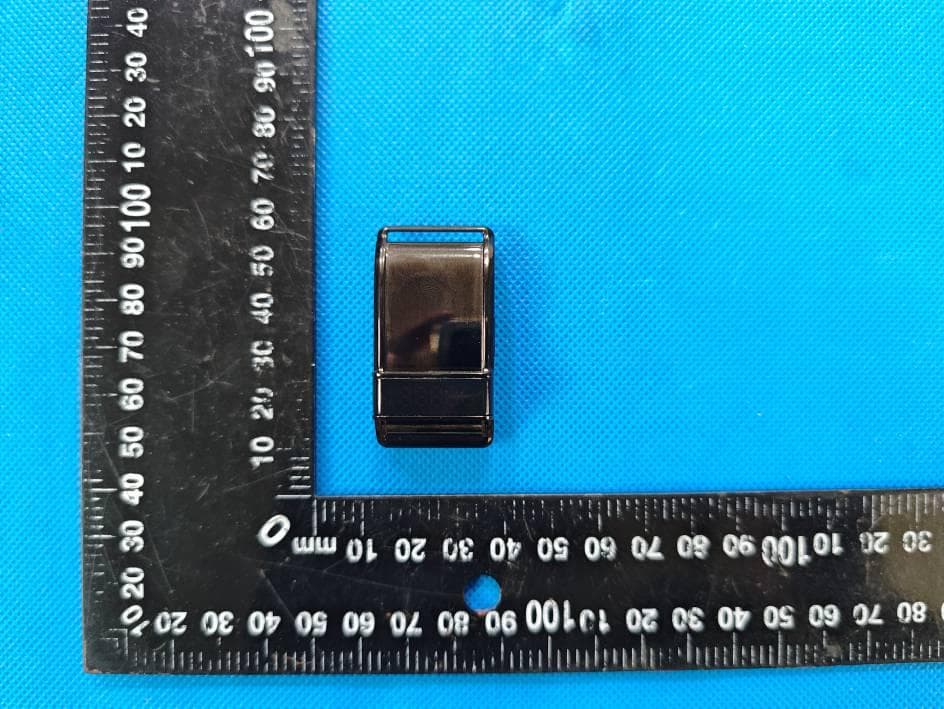 Smart Bracelet - FCC ID 2A5V7-S18 - Shenzhen Jingbaichuang Technology Co.,Ltd. (3)