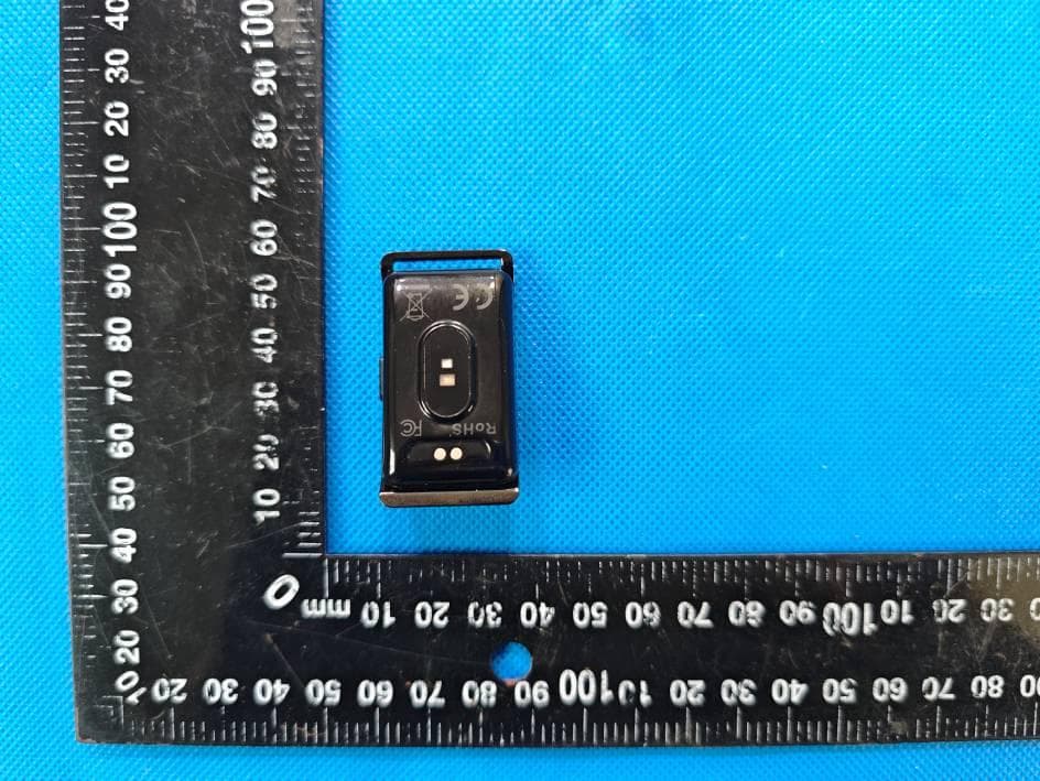 Smart Bracelet - FCC ID 2A5V7-S18 - Shenzhen Jingbaichuang Technology Co.,Ltd. (2)