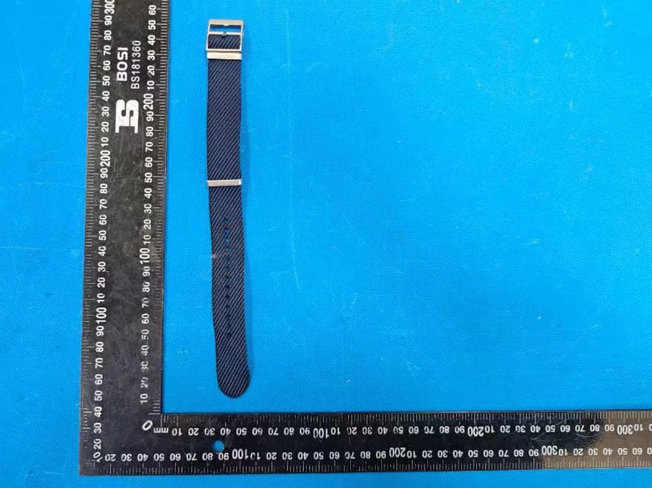 Smart Bracelet - FCC ID 2A5V7-S18 - Shenzhen Jingbaichuang Technology Co.,Ltd. (5)