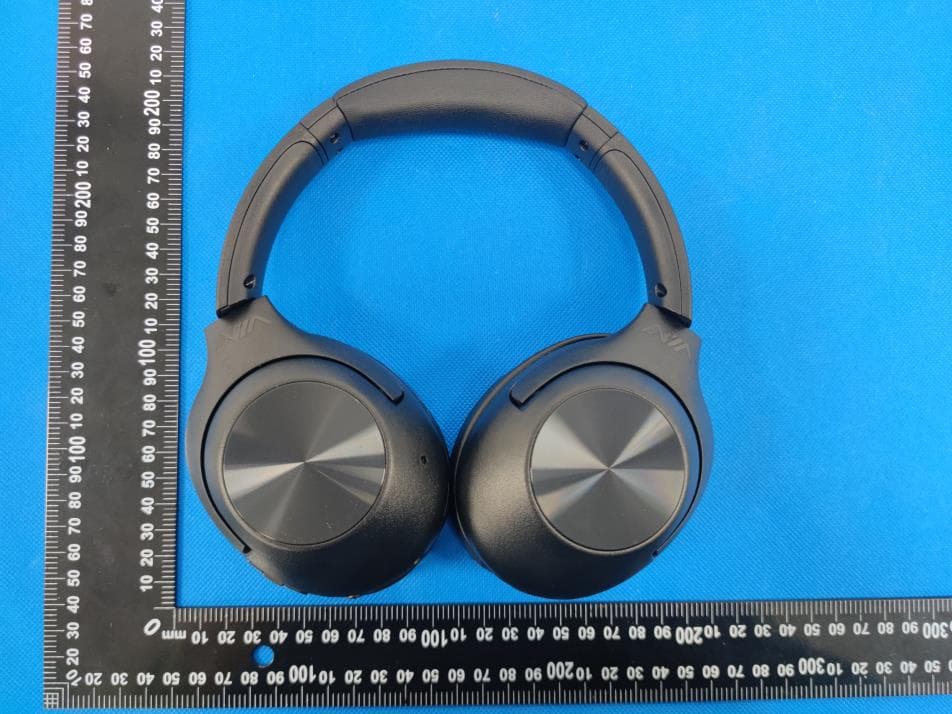 Wireless Headphone - FCC ID 2A5VF-WH910 - Shenzhen Nuoyadaxing Electronics Co. Ltd