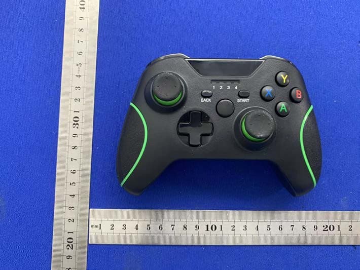 XBOX ONE 2.4G wireless controller - FCC ID 2A5W7HSY-022 - Shenzhen SND Electronics Co., Ltd (2)