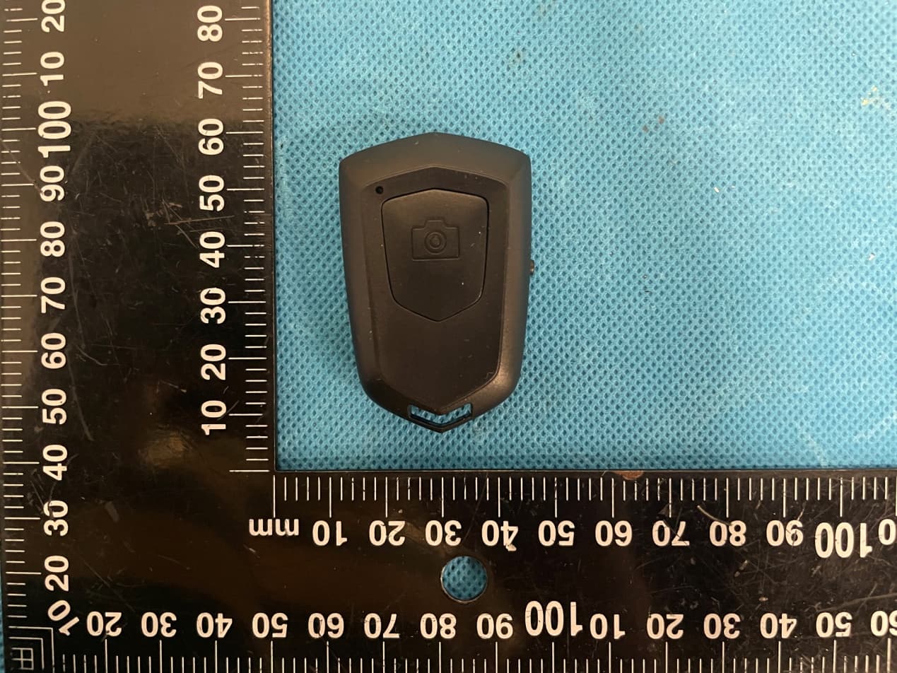 bluetooth remote - FCC ID 2A5WO-REMOTE001 - Shenzhen Xingbang Technology Co., Ltd.