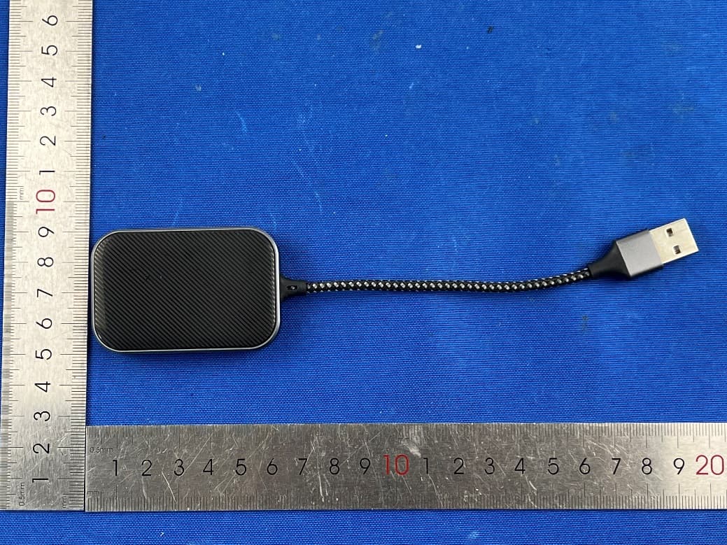 Wireless CarPlay Adapter - FCC ID 2A5XO-BY960 - Shenzhen Boyi Electronics Co., Ltd. (4)
