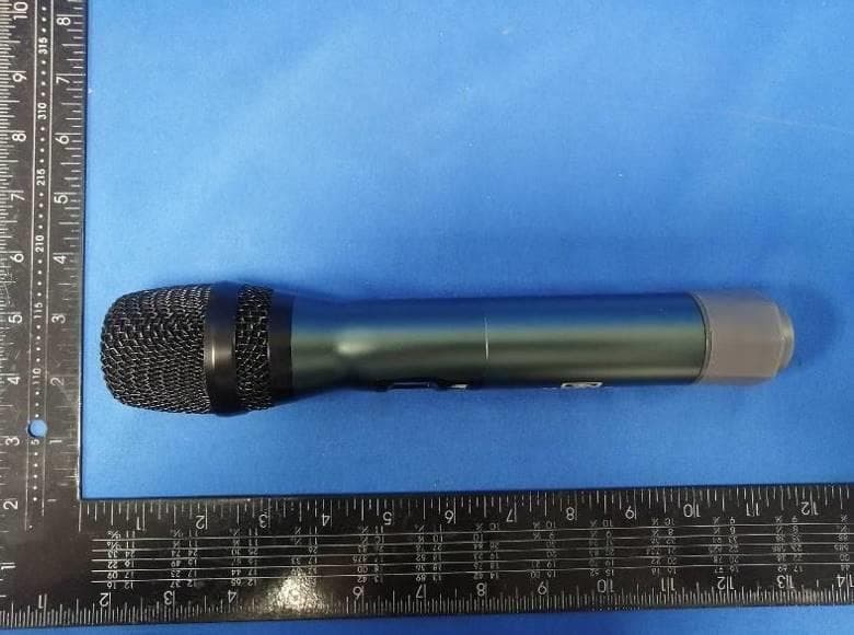 UHF Professional Wireless Microphone - FCC ID 2A5XU-U20 - Enping Zhongpu Electronic Co.,Ltd. (5)