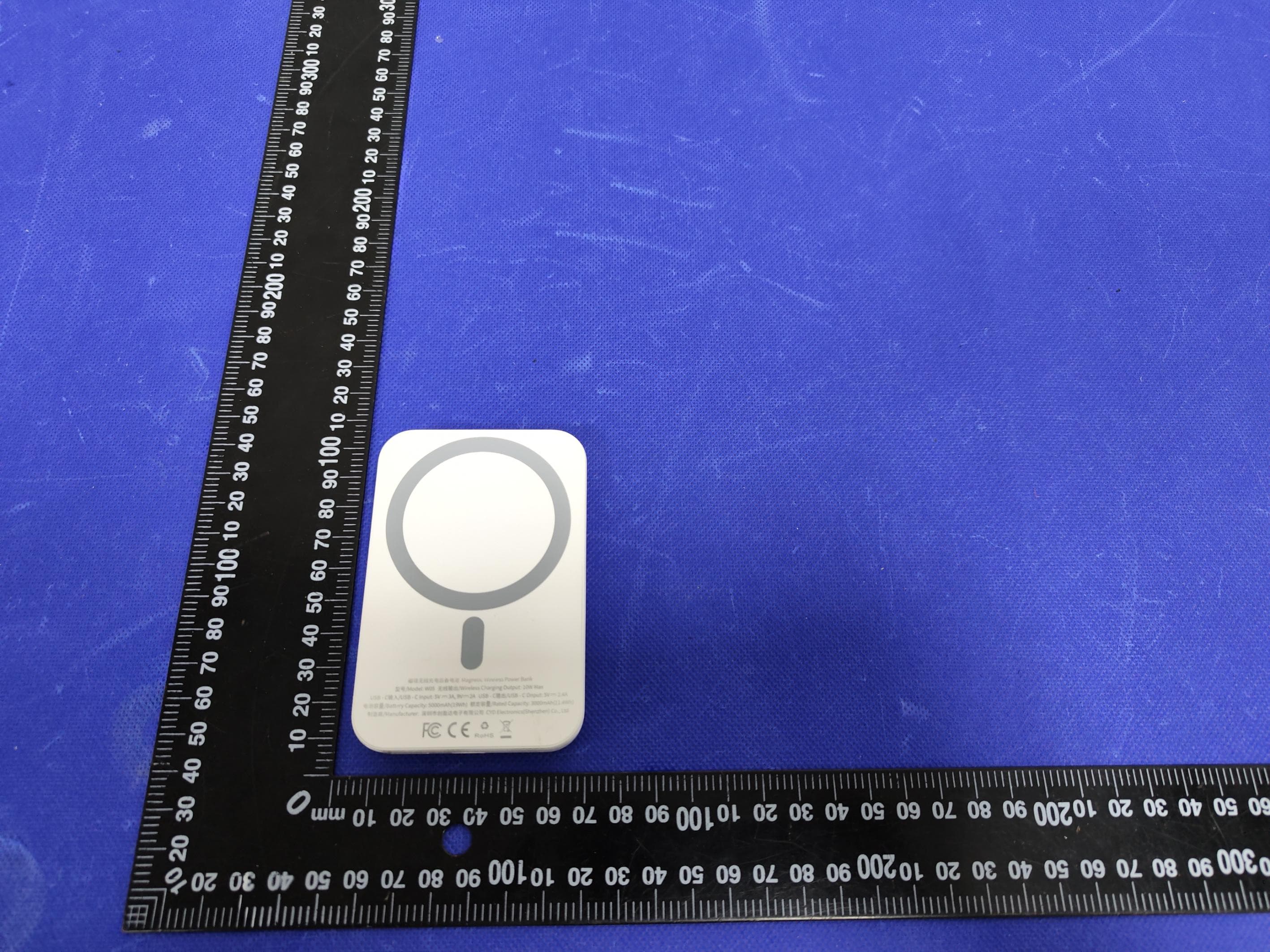 Magnetic Wireless Power Bank - FCC ID 2A5ZM-W05 - CYD Electronics (Shenzhen) Co., Ltd