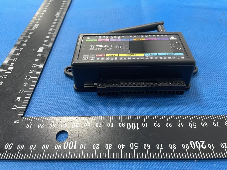 ACCESS CONTROLLER WITH WIRELESS GATEWAY - FCC ID 2A5ZP-ICON - Lumiring Inc (3)