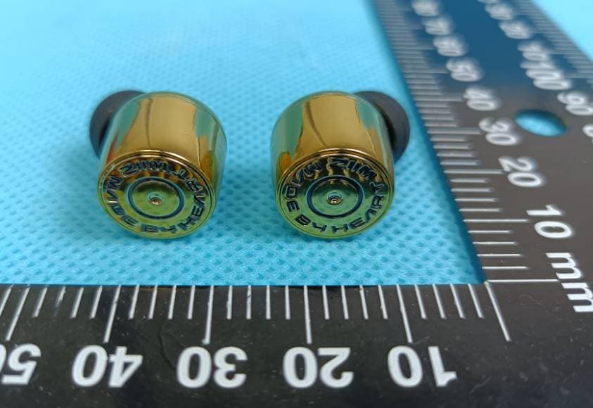 True wireless earbuds - FCC ID 2A64D-HEART001 - OVC Intelligence Technology Co., Ltd. (5)