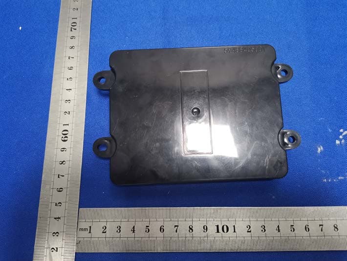 Wireless charging assembly - FCC ID 2A64E-88405001 - QI AUTOMOTIVE CO.,LTD.