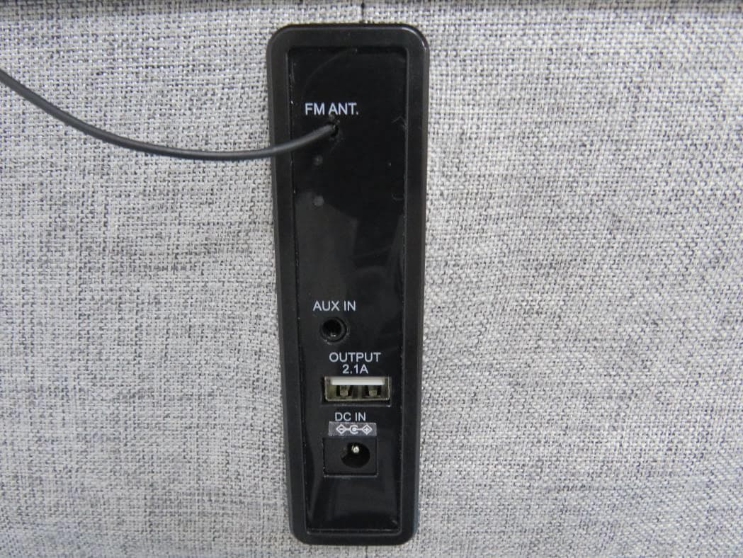 ACCENT TABLE - FCC ID 2A65MAT700B - Dongguan Aiue Electronics Technology Co.,LTD