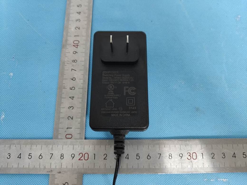 ACCENT TABLE WITH SPEAKER - FCC ID 2A65MAU669B - Dongguan Aiue Electronics Technology Co.,LTD (3)