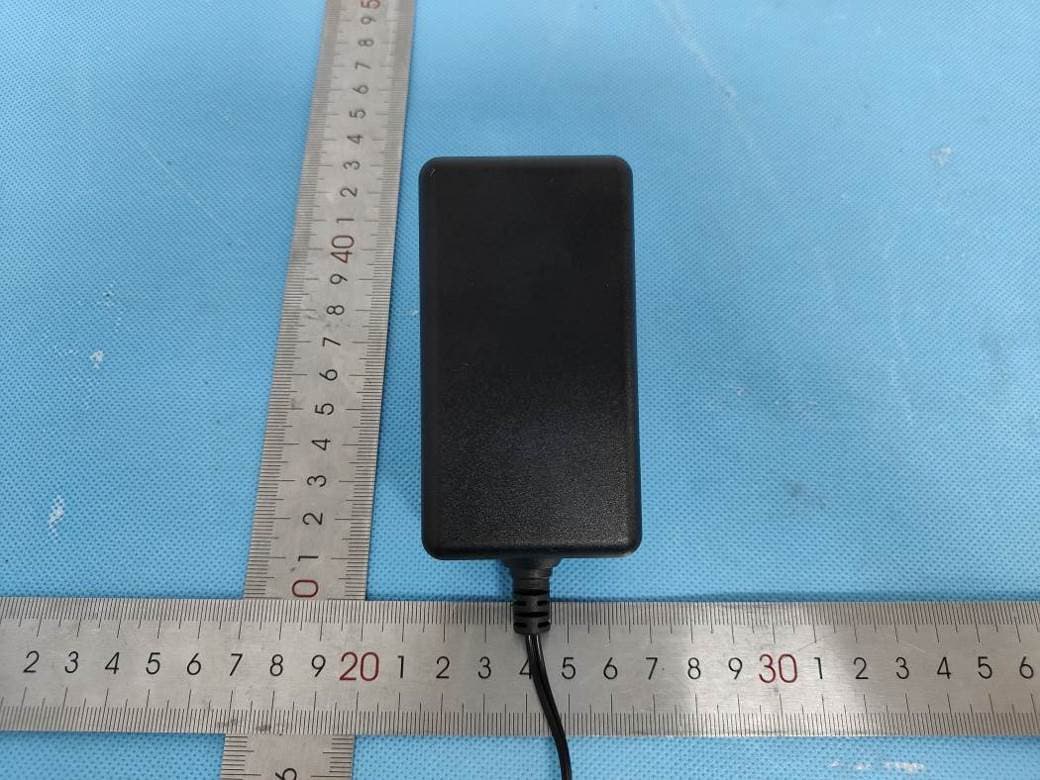 ACCENT TABLE WITH SPEAKER - FCC ID 2A65MAU669B - Dongguan Aiue Electronics Technology Co.,LTD (2)