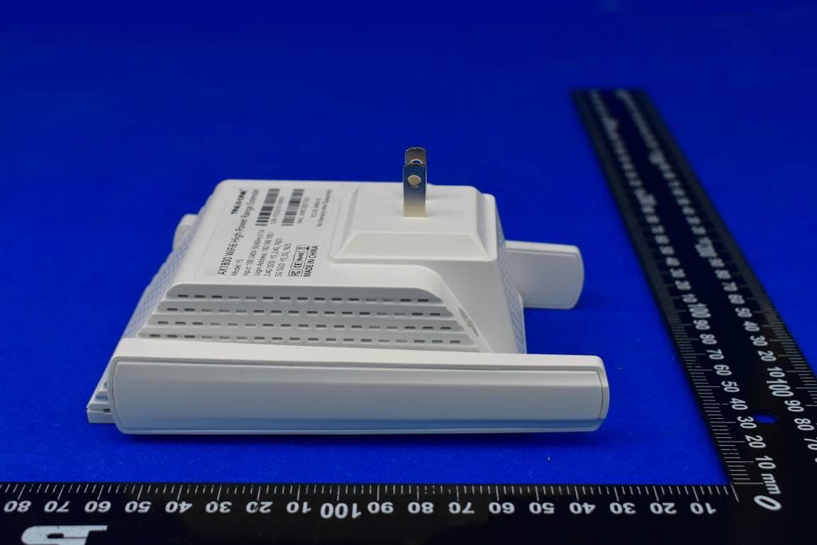 AX1800 Wi-Fi 6 High Power Range Extender with  WiFi - FCC ID 2A66J-Y5 - YINUOLINK CO.,LTD (4)