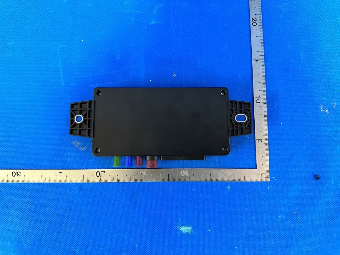 Tele-matic Control Unit - FCC ID 2A673-SRTL-TCU - SiRun (Wuxi) Technology Co., Ltd. (2)
