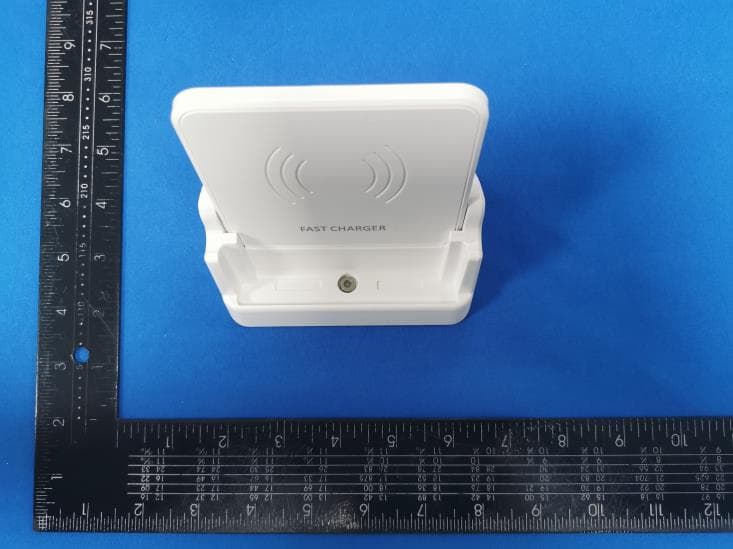 wireless charger with phone holder - FCC ID 2A69N-XD-W-007 - Shenzhen Xian da Cheng Electronics Co.,Ltd (5)
