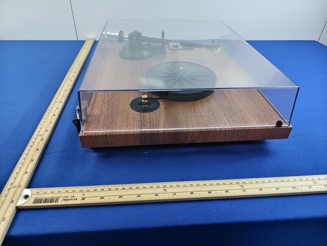 HIGH FIDELITY BELT DRIVE TURNTABLE WITH BOOKSHELF SPEAKER - FCC ID 2A6AD1-AD07US10 - 1byone Products Inc. (4)