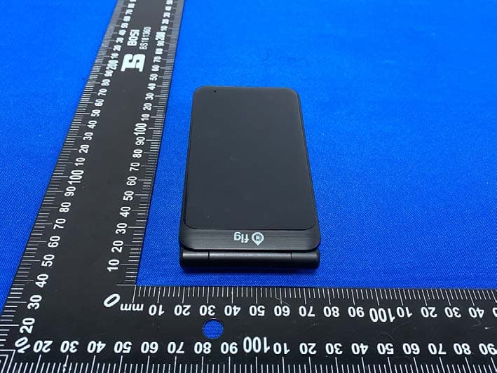 Mobile Phone - FCC ID 2A6B4-FIGF52 - Mulberry tech group LLC (5)