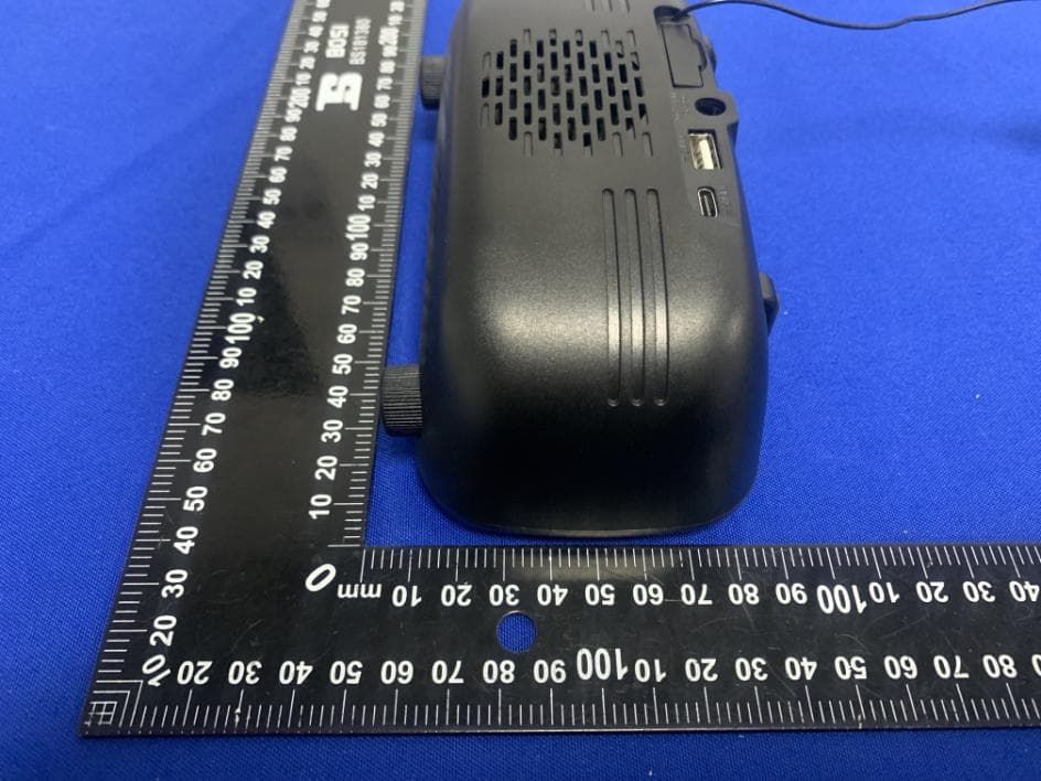 FM&BLUETOOTH Clock Radio - FCC ID 2A6CL-CR1025 - Shen Zhen Yelaw Technology Co., LTD (3)