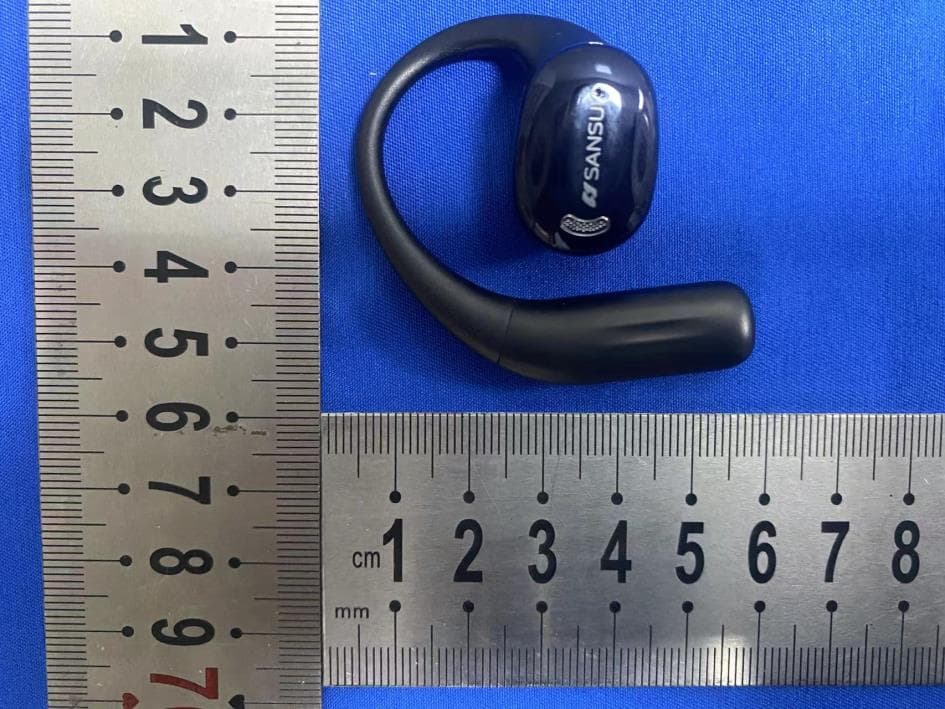 Bluetooth headset - FCC ID 2A6E5-OW03 - Dongguan Glanto Technology Co., Ltd (4)