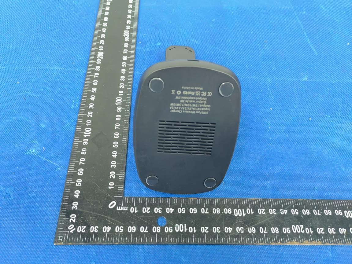 3 In 1 Wireless Charger - FCC ID 2A6FY-HS-V11 - Shenzhen Huasheng Jiahe Electronic Technology Co., Ltd (3)