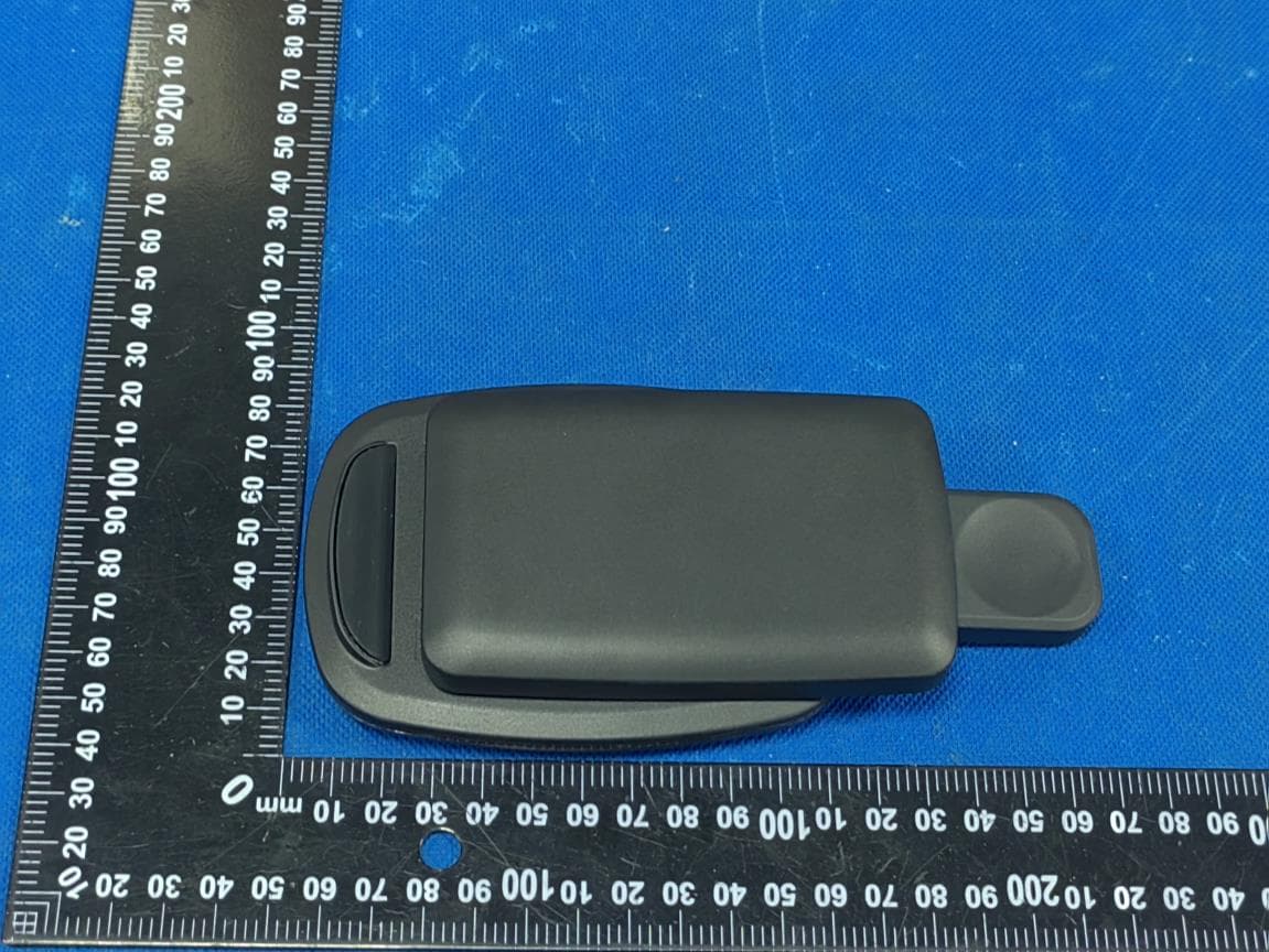 3 In 1 Wireless Charger - FCC ID 2A6FY-HS-V11 - Shenzhen Huasheng Jiahe Electronic Technology Co., Ltd (4)
