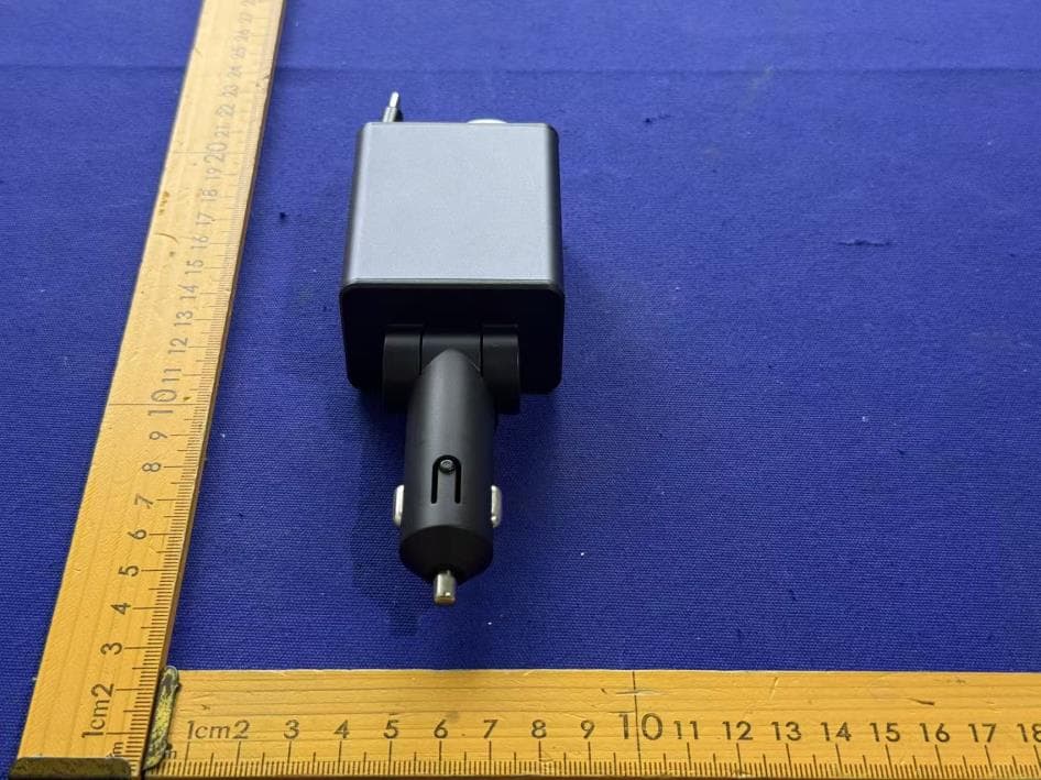 Retractable Cable ALL-in-one car charger - FCC ID 2A6HH-Y25 - Shenzhen Yinai Intelligent Manufacturing Technology Co., Ltd (3)