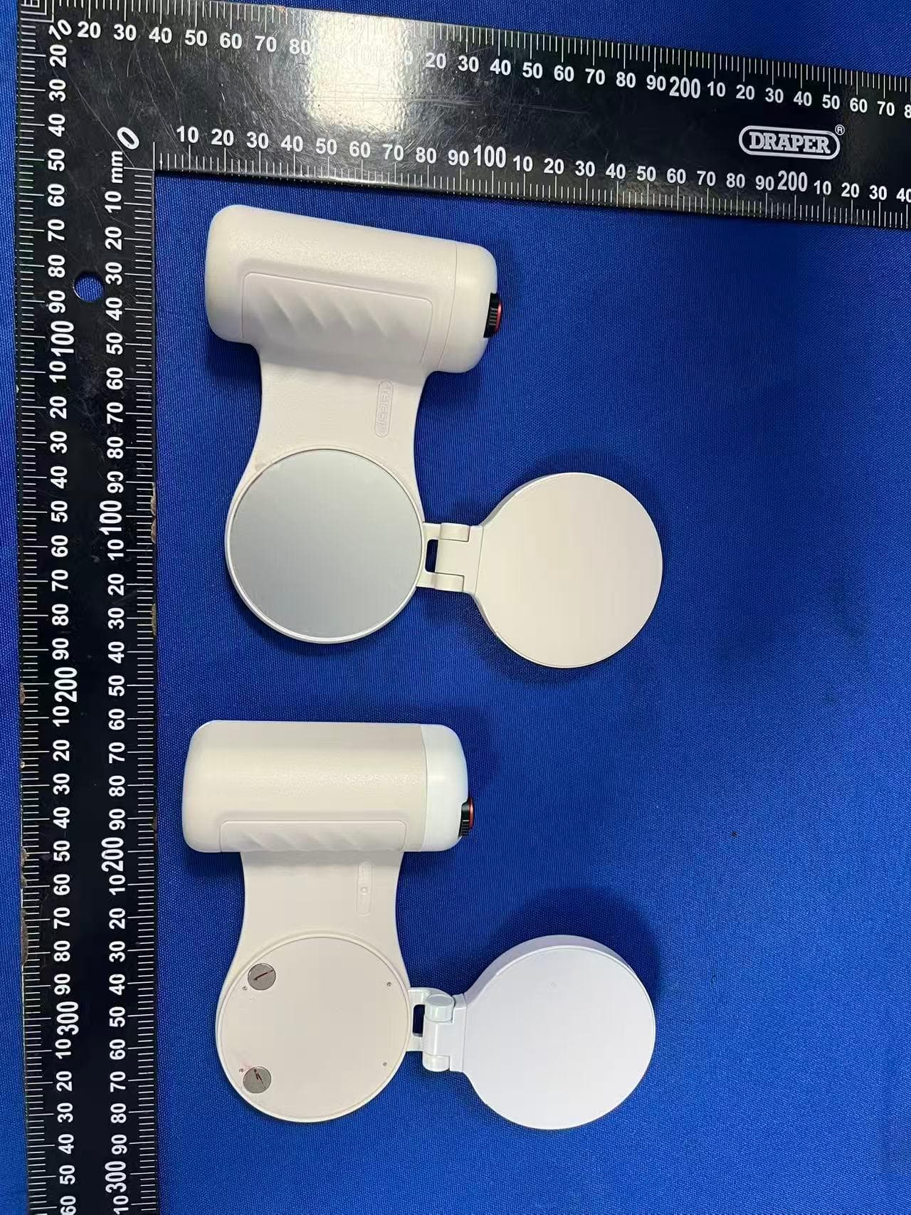FunShot Magnetic Filllight Grip - FCC ID 2A6I2-TPMP005 - Shenzhen Telesin Digital Co,. Ltd. (2)