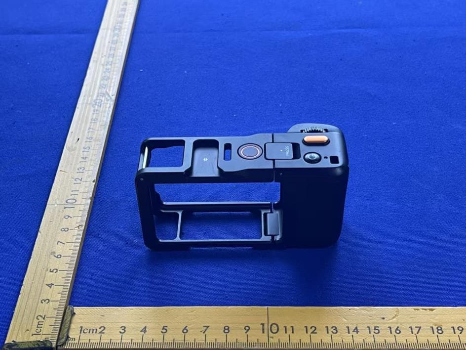 Remote Control Street Photography Kit (for Action6) - FCC ID 2A6I2-TSFMS39 - Shenzhen Telesin Digital Co,. Ltd. (5)