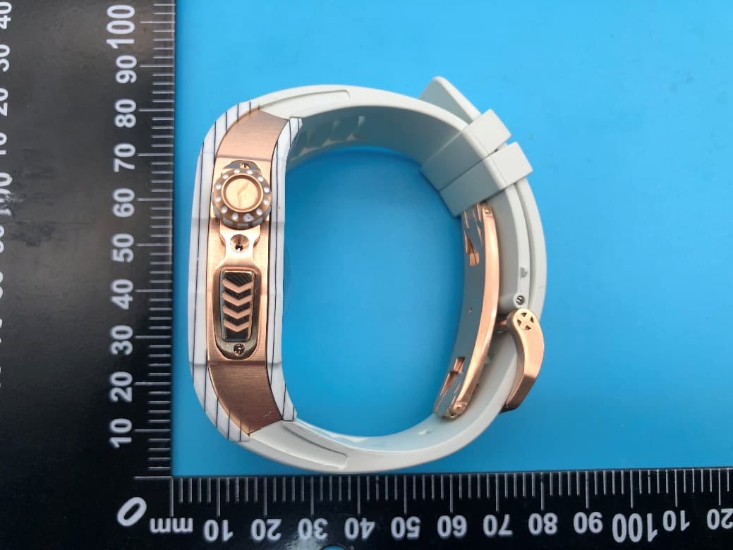 VERTU WATCH Smart Watch - FCC ID 2A6IQVERTUWATCHH1 - VERTU INTERNATIONAL CORPORATION LIMITED (4)