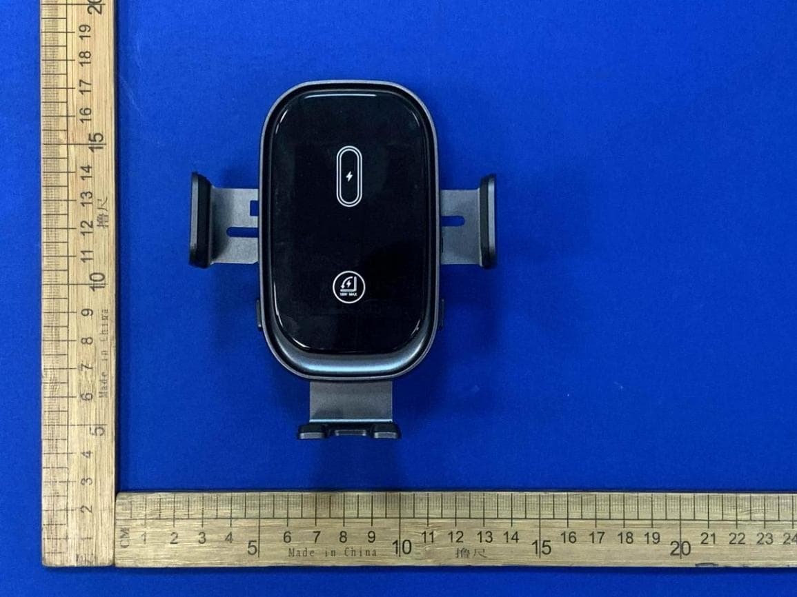 Fast car wireless charger - FCC ID 2A6IU-WX22A - Shenzhen Gaoyi Electronic Co.,Ltd (5)