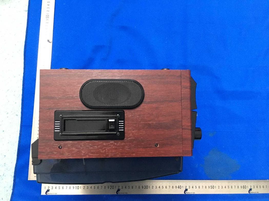 ALL IN ONE RECORD PLAYER - FCC ID 2A6JN-19PCD - DESONIC (HUIZHOU) ELECTRONICS CO.,LTD. (3)