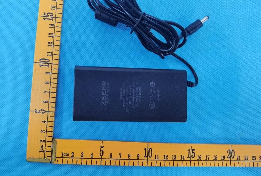 Projector - FCC ID 2A6K3-ZMLE102X - Jiangsu Golden Vision Legend Technology Co., Ltd. (2)