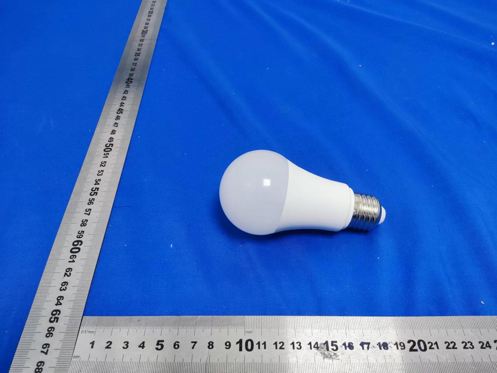 APP 2.4G LED Lamps - FCC ID 2A6KN-JD-Q8W - Zhongshan Jingda Lighting Electric Co., Ltd. (2)