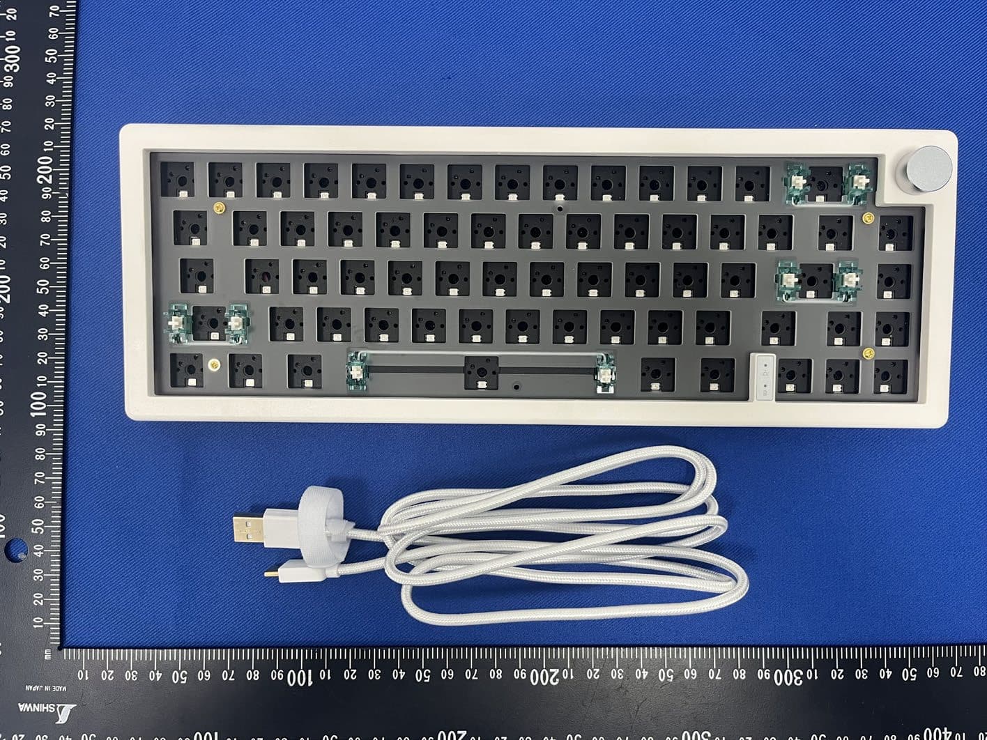 BOYI GMK67-65 Keyboard Kit - FCC ID 2A6KU-BOYI-GMK67 - Xiang Tan Taide Trading Co. ,Ltd. (2)