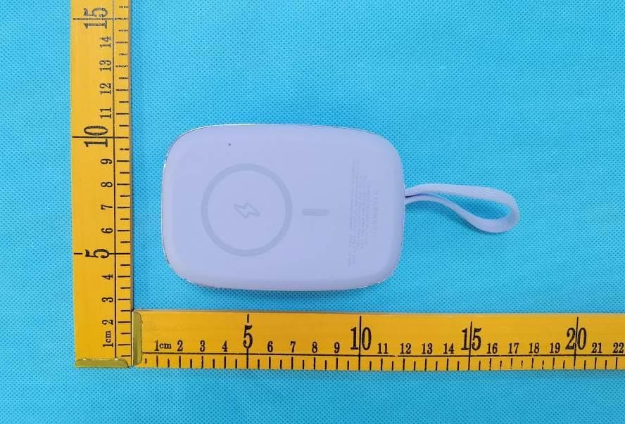Power Bank - FCC ID 2A6NG-Q3 - Business Heights LLC (2)