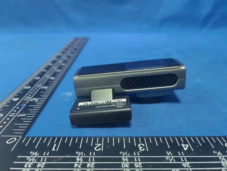 Dash camera - FCC ID 2A6P9-ADC-201 - Promaster Electronic LLC (3)