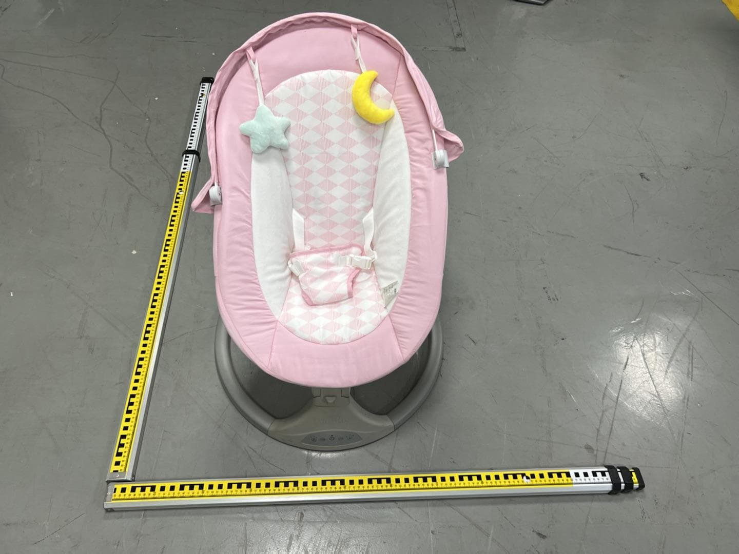 Electric baby bouncer chair - FCC ID 2A6PA-CR010A - Zhongshan City Cironbaby Co.,Ltd. (4)