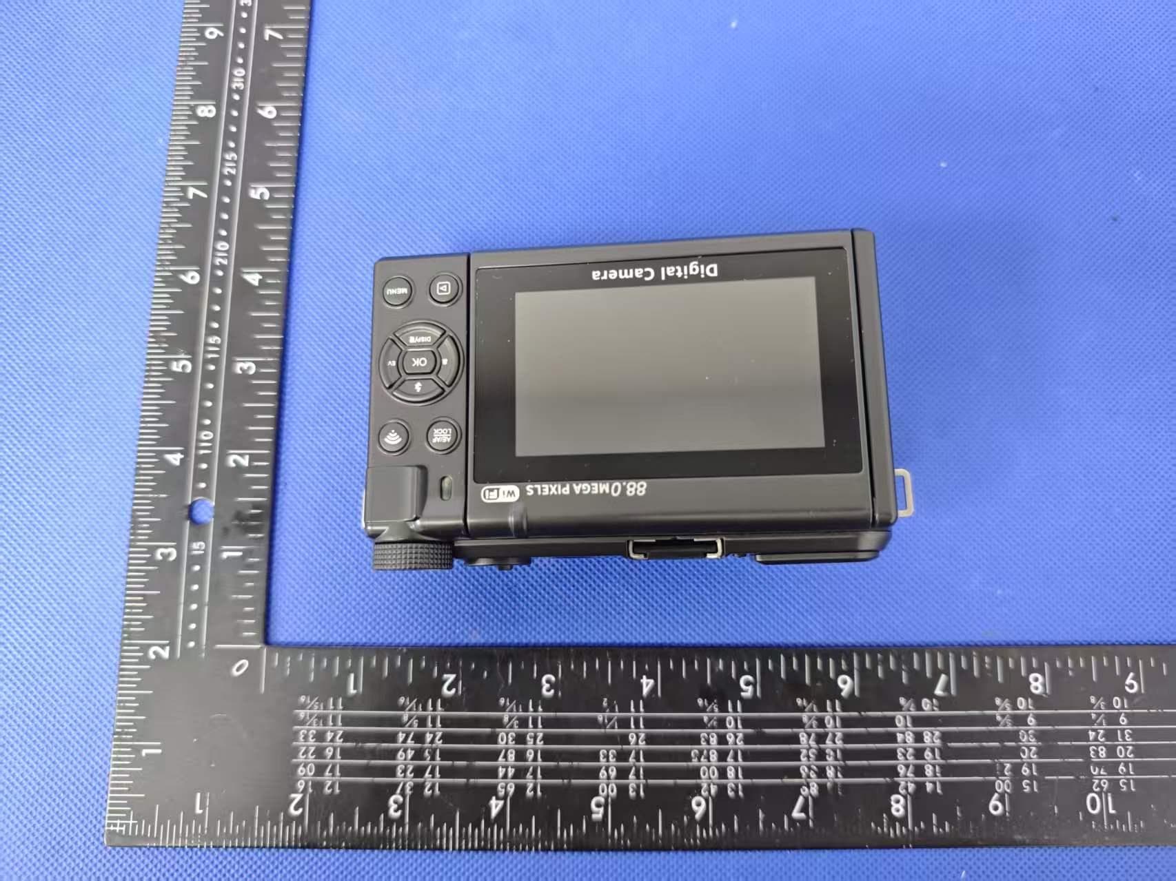 Optical Zoom Digital Camera - FCC ID 2A6Q7-WD200 - SHENZHEN HAIJIXING TECHNOLOGY CO., LTD (4)