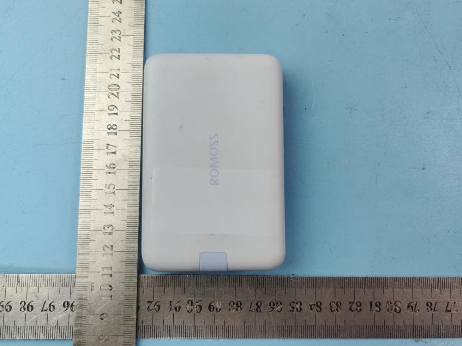 Wireless Power Bank - FCC ID 2A6QM-WMS10-121 - Shenzhen Romoss Technology Co., Ltd.