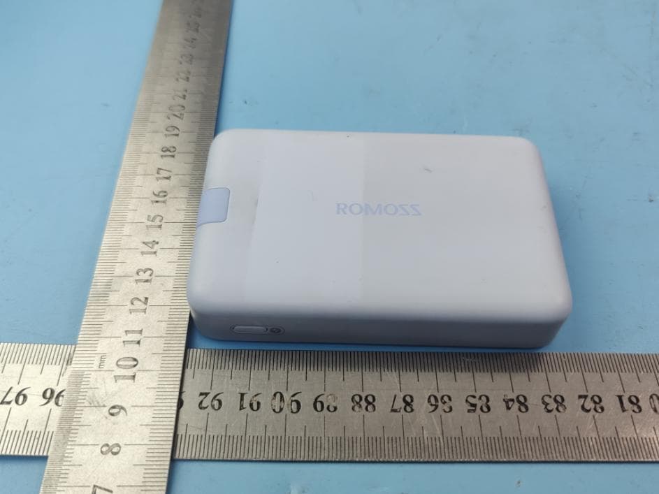 Wireless Power Bank - FCC ID 2A6QM-WMS10-121 - Shenzhen Romoss Technology Co., Ltd. (4)