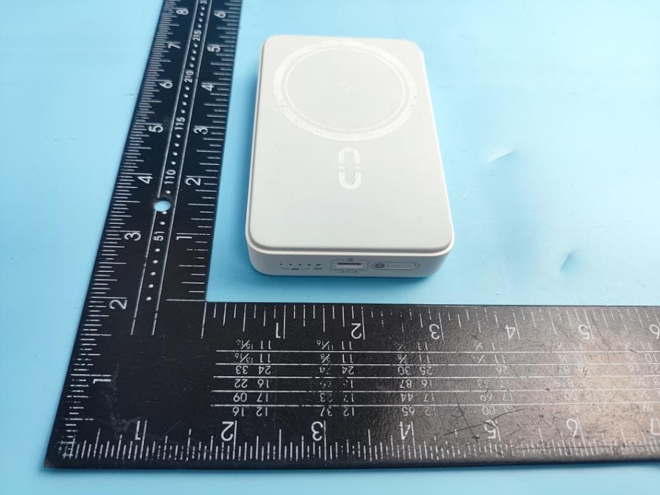 Wireless Power Bank - FCC ID 2A6QM-WSC10-121 - Shenzhen Romoss Technology Co., Ltd. (3)